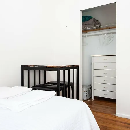 South Bronx Guesthouse